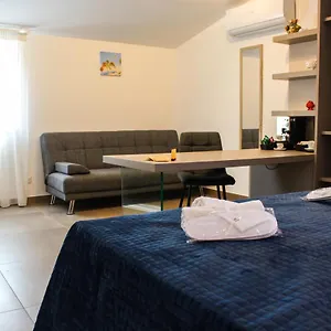 Dali Al Mare Pensión Cefalú
